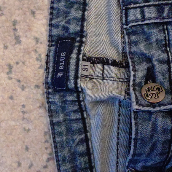 T blue jeans - Picture 3 of 3